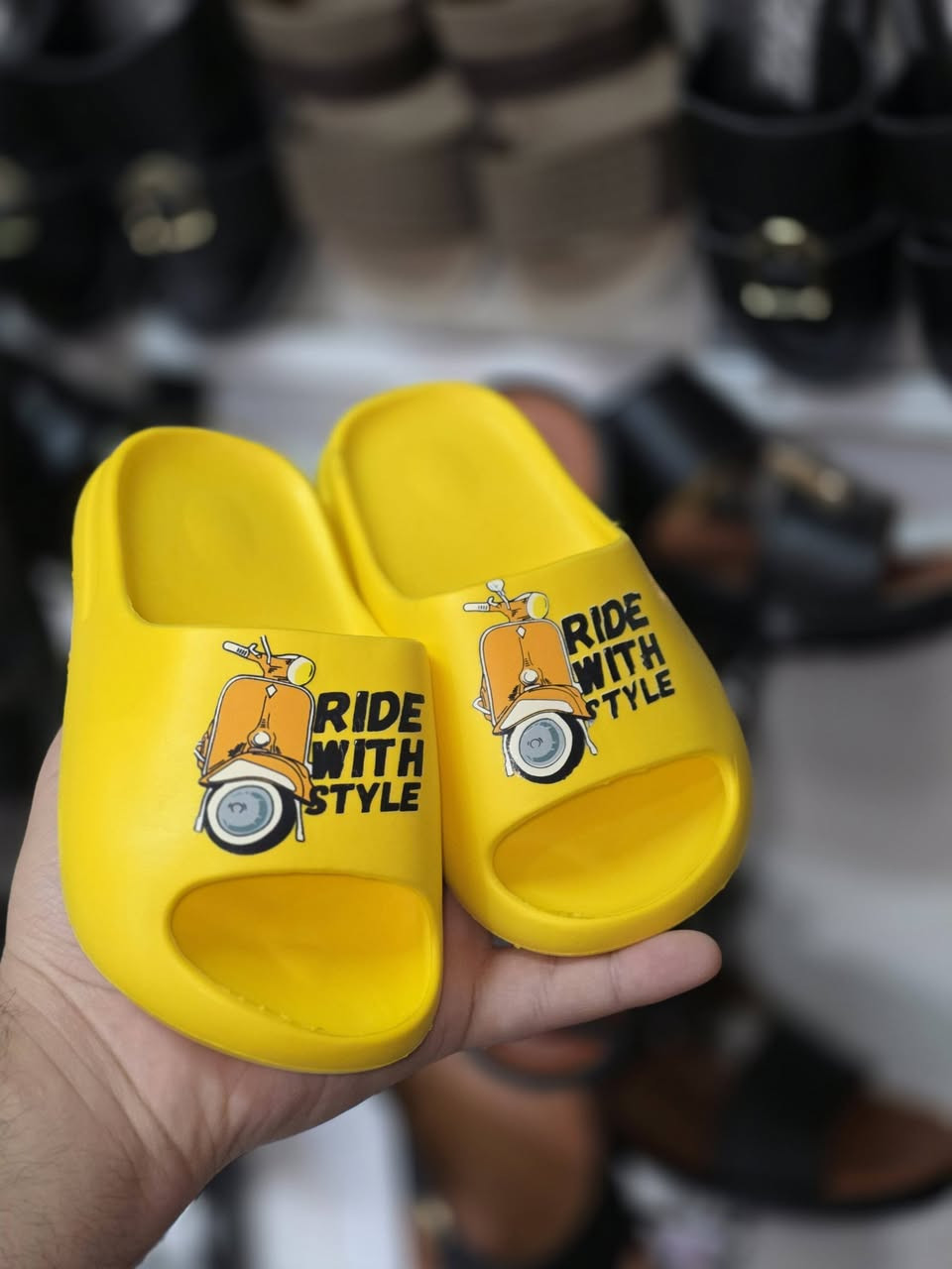 تم وصول وجبة نعال  طبي اطفال  

قرية السندية قرب (مدرسة الاضواء)
استفسار مراسلة الصفحة
#يوجد_توصيل_لجميع_محافظات


**إذا كنت صاحب هذا الإعلان وتريد حذفه لأي سبب، رجاءا أرسل رسالة إلى الدعم الفني**