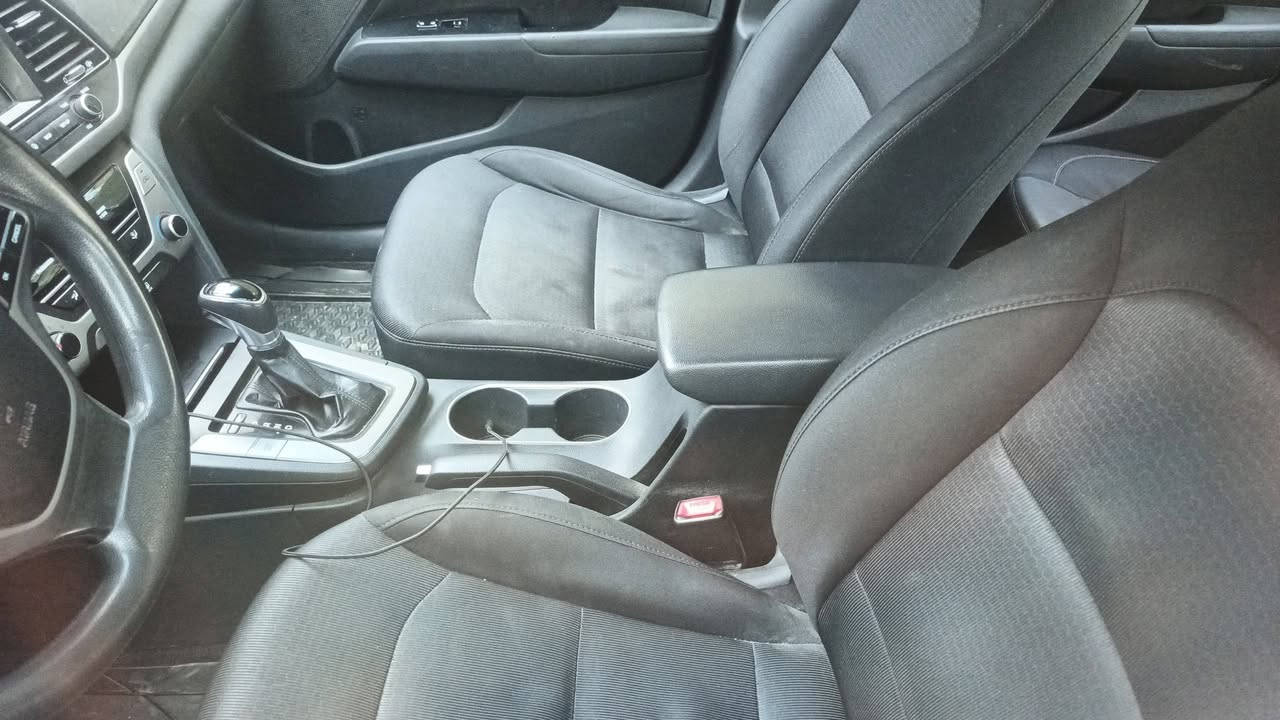 السلام عليكم النترا موديل ١٨ للبيع او مراوس اخوان سياره حدث بنيد جاملغ سياره اربيل بسمي اني جناي
اخوان صبغ بيه نص جاملغ وباب بيه بارد بل باب سايق
تخم تاير جديد *********** وساب او تصال 
مكان يم العاب سيديه بغداد
