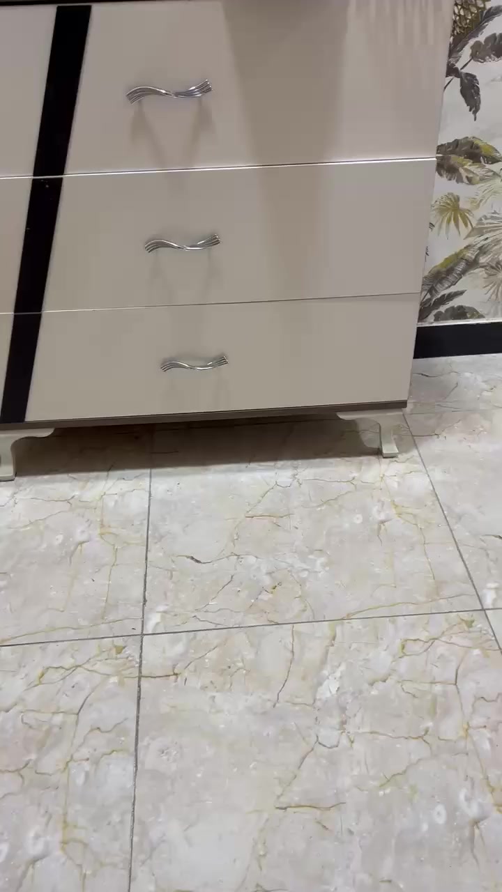 البيع غرفه تركي سعره 350 وبي مجال تخم سعره 450 وبي مجال مكان الدوره شارع زيتون


**إذا كنت صاحب هذا الإعلان وتريد حذفه لأي سبب، رجاءا أرسل رسالة إلى الدعم الفني**