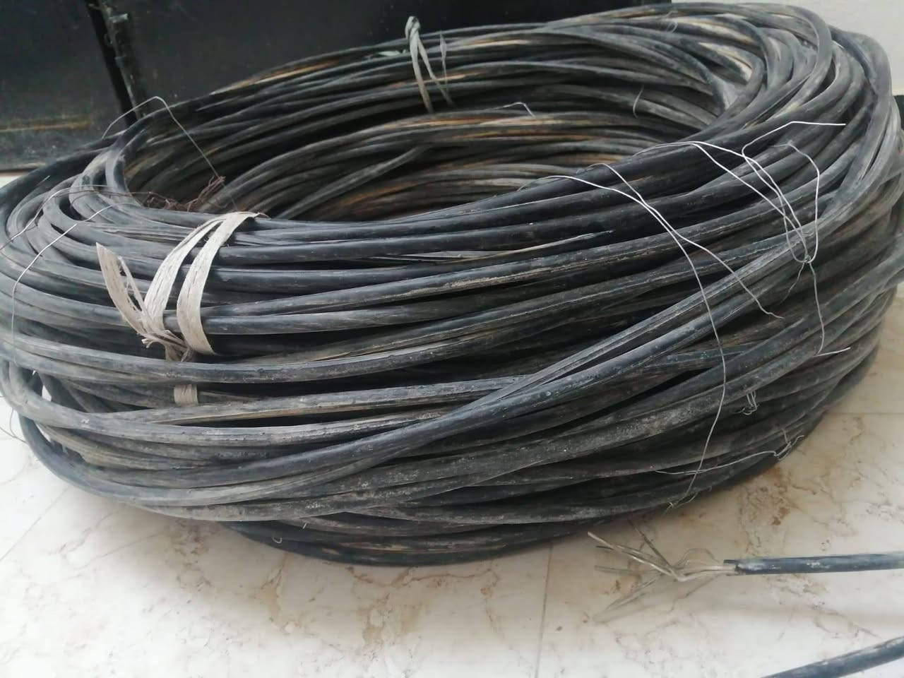 ضفيره مال وطني خطين أطول 125 متر والسمك 36
***********
