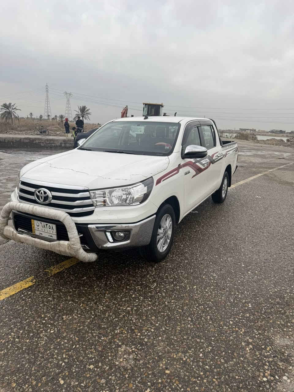 هايلوكس TOTOA 2021 ساز فول مواصفات اوتو
رقم بغداد ب اسمي تحويل مباشر مكفوله من الصبغ 
بيها تقسيم باب وجاملغ  بدون اي ضرر ماشيه 90 
السعر 250 وبيها مجال بسيط 
هـ***********
