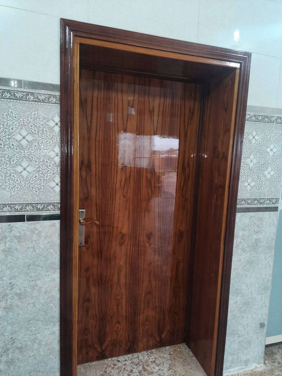 ابواب  عمل درجة اولى وصبغ رش حراري درجة اولى 
شغل معمل نجارة الجمال في بروانة قرب محطة تعبئة وقود بروانة 
للأستفسار على الخاص او على الرقم ***********
