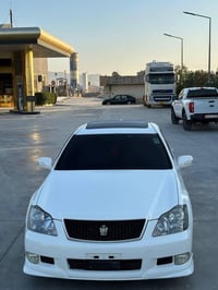 تويوتا كراون • فول • ١٨٤/١٨٢