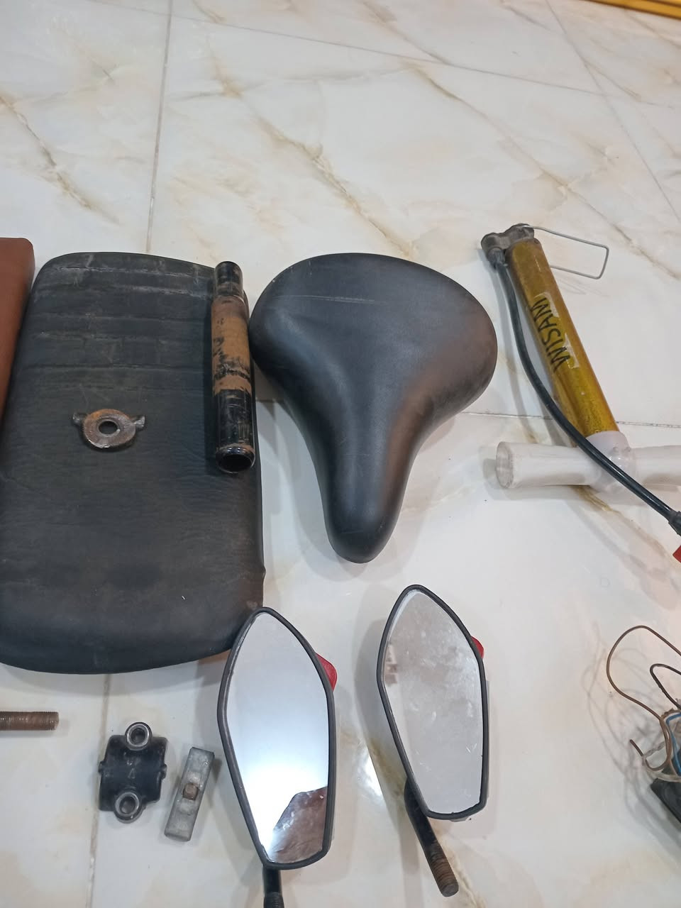 السلام عليكم ورحمة الله وبركاتة غراض درجه شحن بل كامل جديدات مع غراض بيسكل بل كامل كلمن وسعره تعال خاص بيكم خير وتدلوت


**إذا كنت صاحب هذا الإعلان وتريد حذفه لأي سبب، رجاءا أرسل رسالة إلى الدعم الفني**