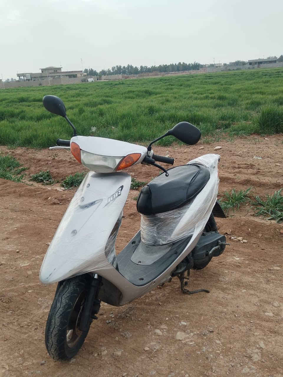 السلام عليكم
للبيع دراجه عصفوريه كلهه شغال مابيهه برغي نقص ابيعلك مكفوله 
العنوان/بغداد بسمايه 
السعر/525
***********
