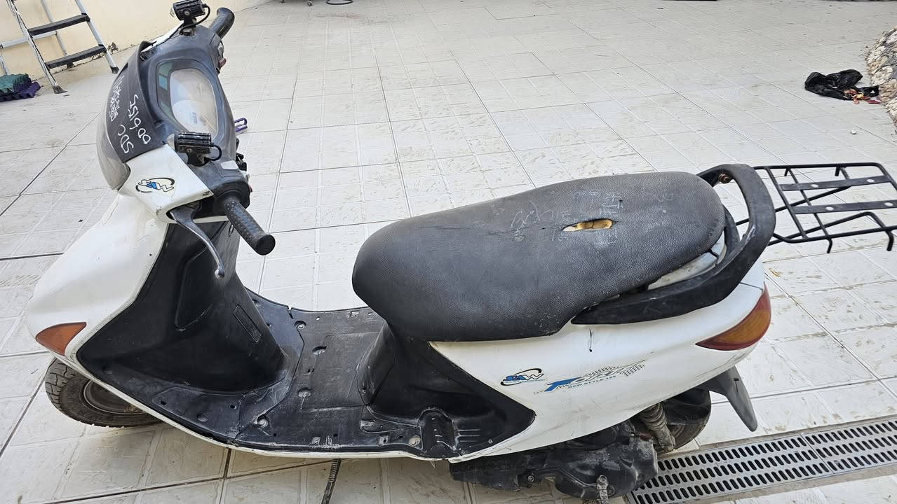 السلام عليكم
دراجة فراشة فحل
٣٠٠ الف
واتساب ***********
