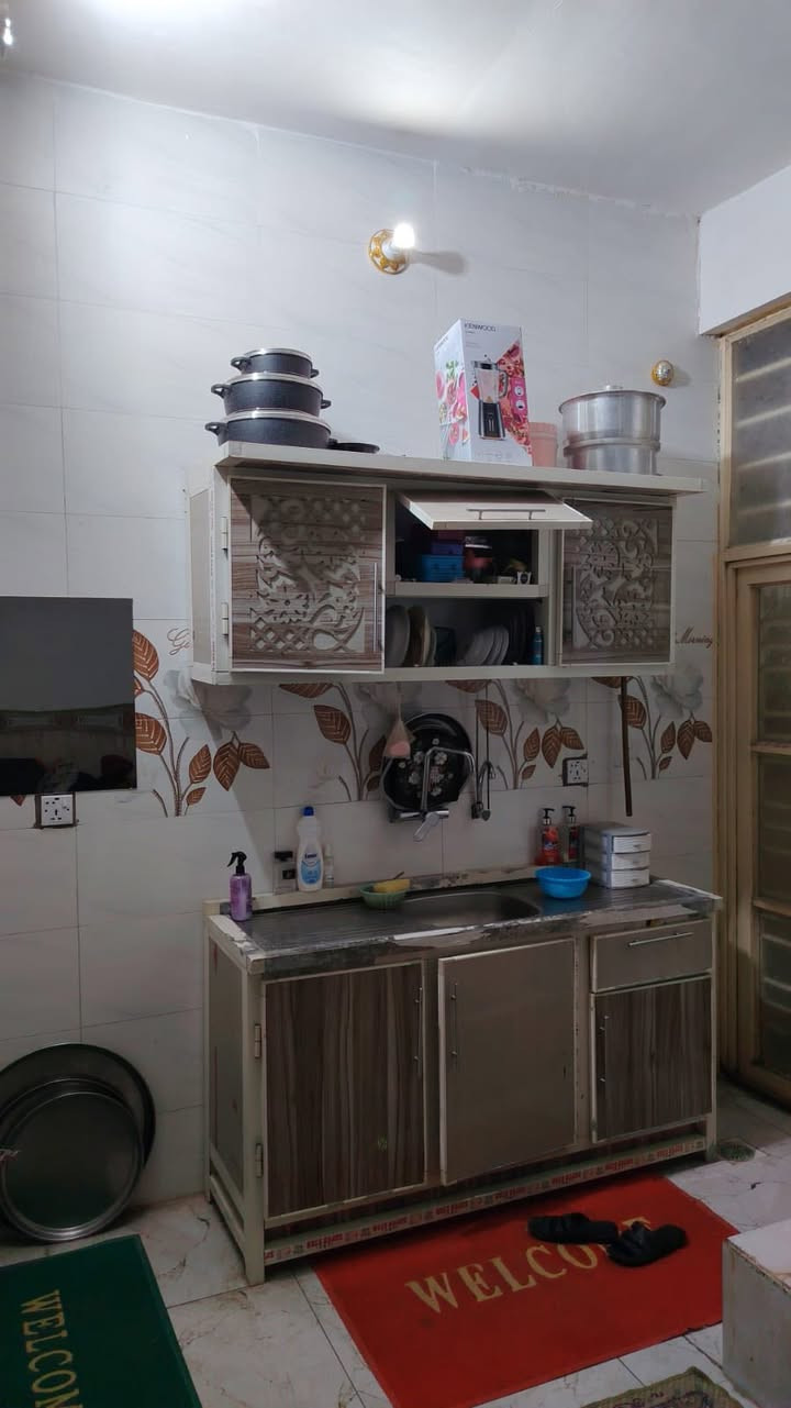 يــالله بــيــت  70 متر … بــيــت خلفي ممر 1/80
بناء طابـوك اساس صب سقـف عكاده …
 بــيــت مرتب  مشمول بالطابو قريب لشارع الرئيسي جدا …
غــــرفـــه صــــالـــه مــطــبـــخ تـــخــاريـــج …
عنوان البيت شارع المطار السايدين  قرب قاعه الياسمين 
السعر 54 بي مجال بسيط 
للاسـتـفـسـار *********** واتــســاب +اتــصـال 

#مكتب_الحجيمي_للعقارات_قرب_صيدليه_الالفه 
#تــرمــيـم_بــنـاء_ايــجـار_رهــن_بـيـع_شـراء
