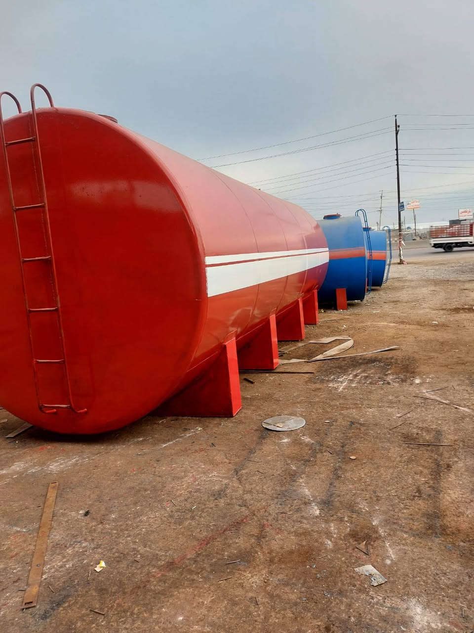 للبيع جميع أنواع الخزانات ولمقاطير مع ضمان بغداد صناعه جرف النداف ***********

