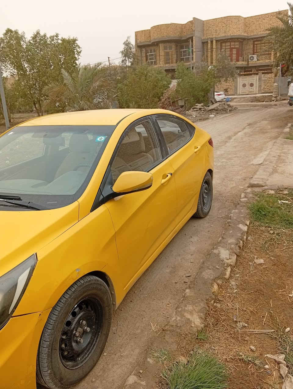 السلام عليكم اكسنت 2013 للبيع مداور ثاني يوم هيئه وغرامات مصفره مكان الديوانيه جاهزه السياره ناقصها شيء بسيط رقم الهاتف ***********
