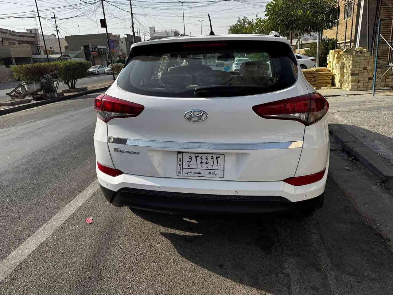 السلام عليكم
للبيع توسان 2018 خليجي

السعر 182 ورقة

بيها بارد بالباب الايمن الخلفي وتكحيل كارت

رقم بغداد بإسمي

شاشة كبيرة

كاميرا خلفية

يدات نيكل

مري شفط مع اشاير

لد نهاري

تحكم ستيرن

كشنات جلد

تطعيم الداخل صاجي

ثلاث وضعيات قيادة (سبورت,عادي,ECO)

تبريد قطعتين 

مكينة 2000

ماشية 130 الف كم قابل للزيادة

(مرفق صور السونار من اشتريتها سنة 2024. نفس الملاحظات)

للاتصال ***********

العنوان: كرادة خارج
