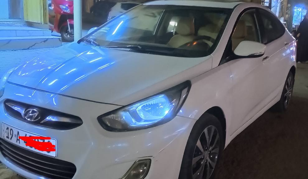 هونداي اكسنت 2015 خليجي رقم كربلاء بسمي بيه بنيد صبغ وباب السائق بدون اي حادث محرك 1600 فول مواصفات السعر 104 للاتصال *********** كربلاء, العراق
