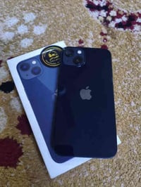 آيفون ١٣ عادي للبيع  إجهاز وتر صار شهر أو نص من فتحته من الكارتون بعده...