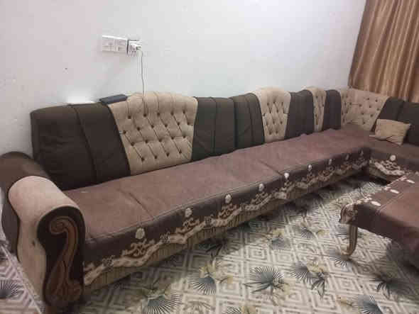 ديوان نضيف 10 مقاعد مابي اي ضرر البيع مكاني بغداد معامل بستان سامي سعر 150 وبي مجال ع رقمي ***********
