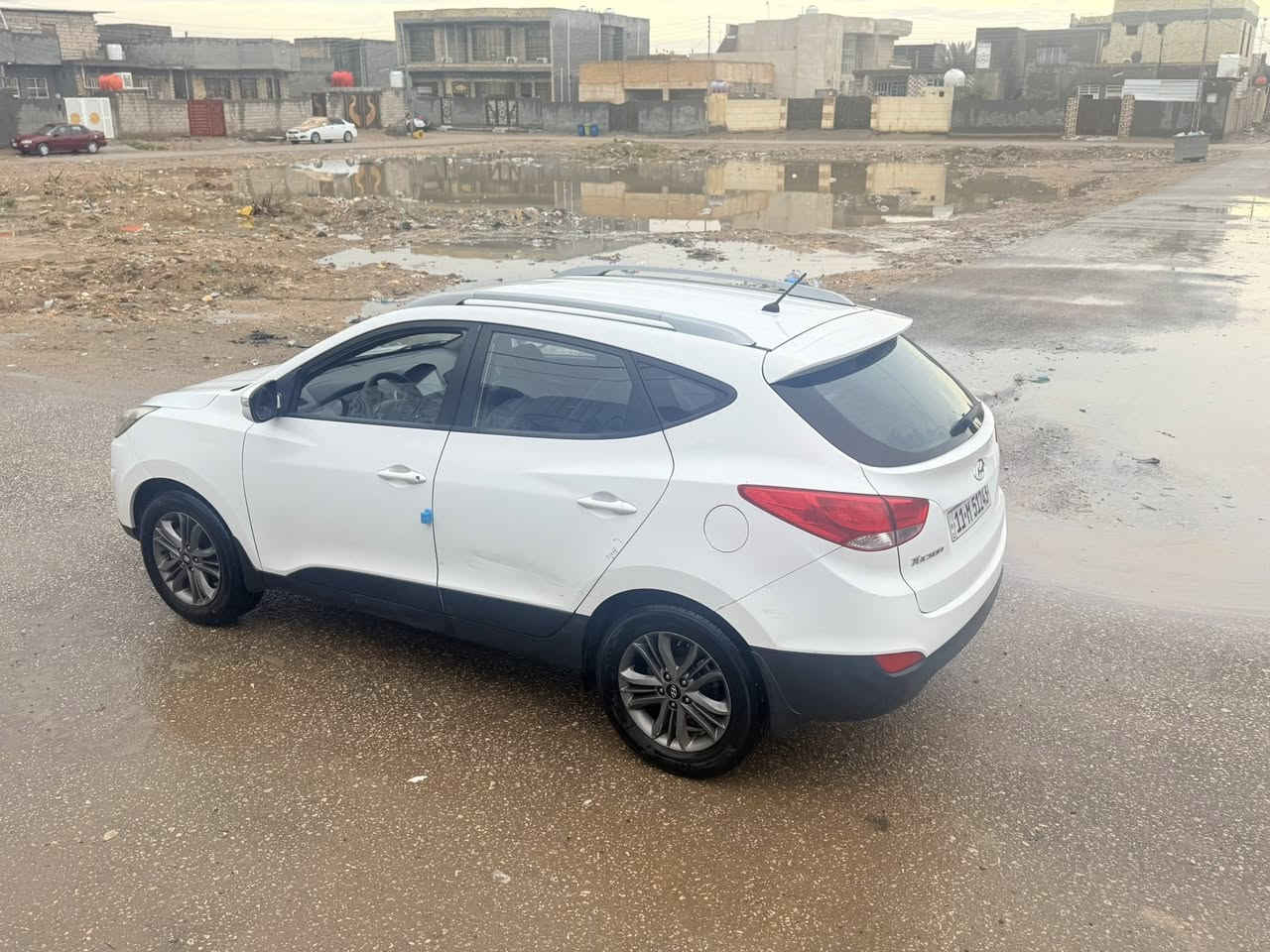 السلام عليكم
توسان 2015 خليجي كفاله عامه 
ماشيه ١٢٣ 
مكينه كير حداديه تخم تاير شرط تراي زيرو 
رقم بغداد الجديد 
السعر 160 
العنوان بابل الشوملي 
***********
