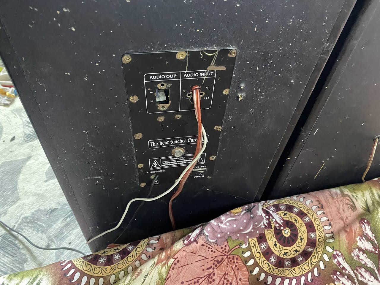 سلام عليكم هذا الجهاز على الموجود ابيعه
السعر 80 مع التوصيل 
***********
