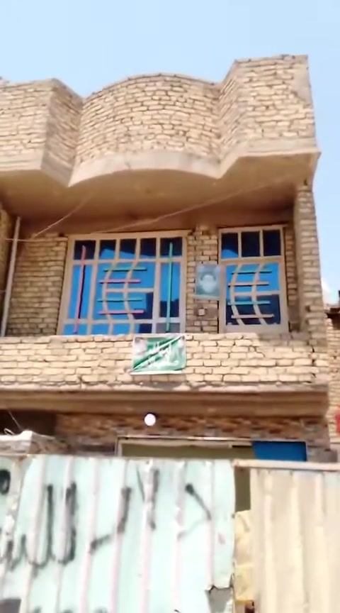سلام عليكم بيت البيع مساحه 62 ونص طابو زراعي سند 25 الموقع حي سفير قرب اسواق ابو عراق طابقين التصال عله رقم واتساب ***********
