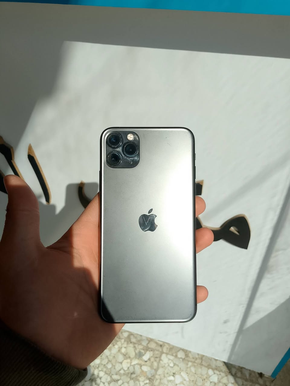سلام عليكم ايفون 11 برو ماكس جهاز مضروب بورد  فقط جهاز كلشي مامبدل بي بس بورد سعر *********** واتساب مقفول
