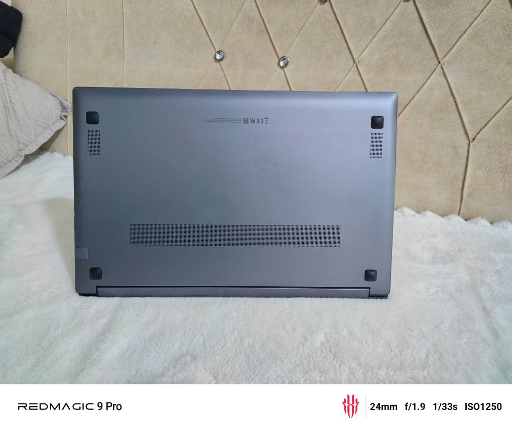 بۆ فرۆشتن  ئەم لاپتۆپە  بەریتانیە
نرخی 250. هەزارە  
شوێن چوارقورنە حاجیاوا 
ڕەقەم  ***********
*********** رانية, السليمانية
