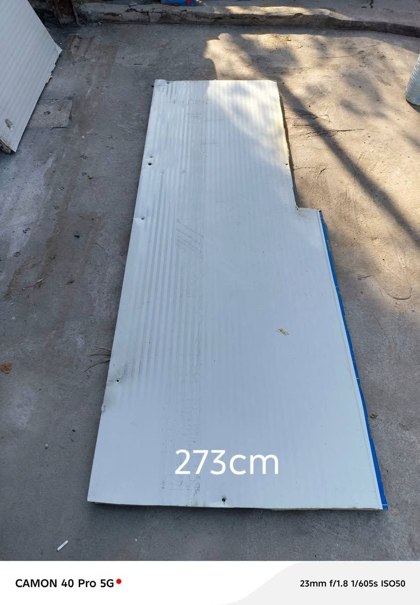 السلام عليكم
قطع سندويج + شباك بلاستك مستعمل للبيع 

القياسات مكتوبة عالصور

للتواصل : ***********
