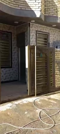 بيت إيجار • شارع المدرسي • ١٠٠م