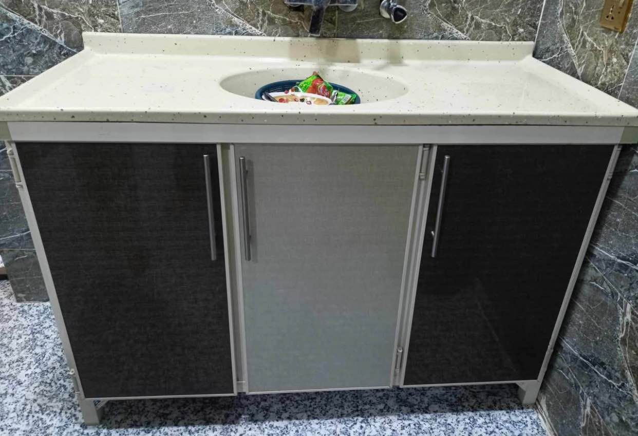 كاونتر للبيع

مع سنك 

ب ٢٥٠  وبي مجال تكريت, صلاح الدين
