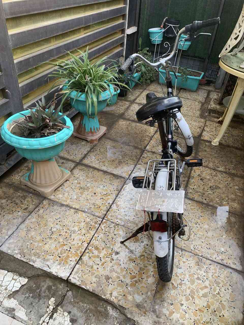 بايسكل الماني اصلي يطبق حجم 20  العنوان حي الاعلام السعر 55 رقم ***********
