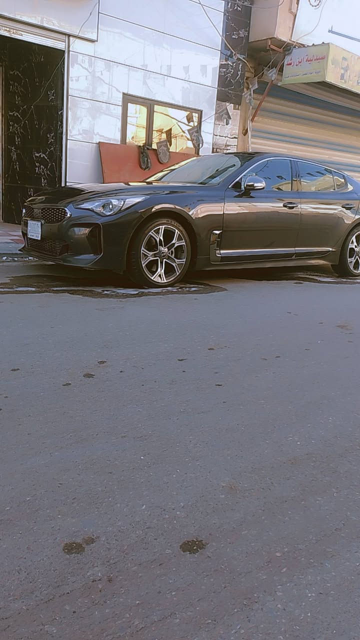 السلام عليكم
كيا ستنكر 
موديل :2021
ماشية : 41  الف 
المواصفات 
بانوراما 
بصمة 
بصمة ابواب 
المكينة 20500 تيربو 
 4 سلندر 
شاشة 
كاميرا 
كشنات جلد اسود GT
كشنات كهرباء 
كشنات تدفئه 
لون الداخل اسود
ذاكرة خزن ميموري 
تحكم ستيرن جهتين 
شفتات ستيرن 
شاحن موبايل 
حساسات امامية + خلفية 
أنظمة قيادة (Comfort - Smart - Sport - Eco- Custom )
نظام اطفاء  
نظام ايكو 
رادارات 
قيادة ذاتية 
مري شفط كهرباء 
اشاير بالمري 
مري قلاب 
ترحيب 
قطعتين تبريد
سستم صوت سماعات
انارة داخلية LED
لد امامي  
ويل كب بلاك 
(رقم ذي قار معوقين وكاله عامه باقي سنه وتصير حره )
الحادث : بنيد + جاملغ 
بدون دواخل 
السعر : 185
وبيها مجال بسيط 
العنوان : ذي قار
***********
