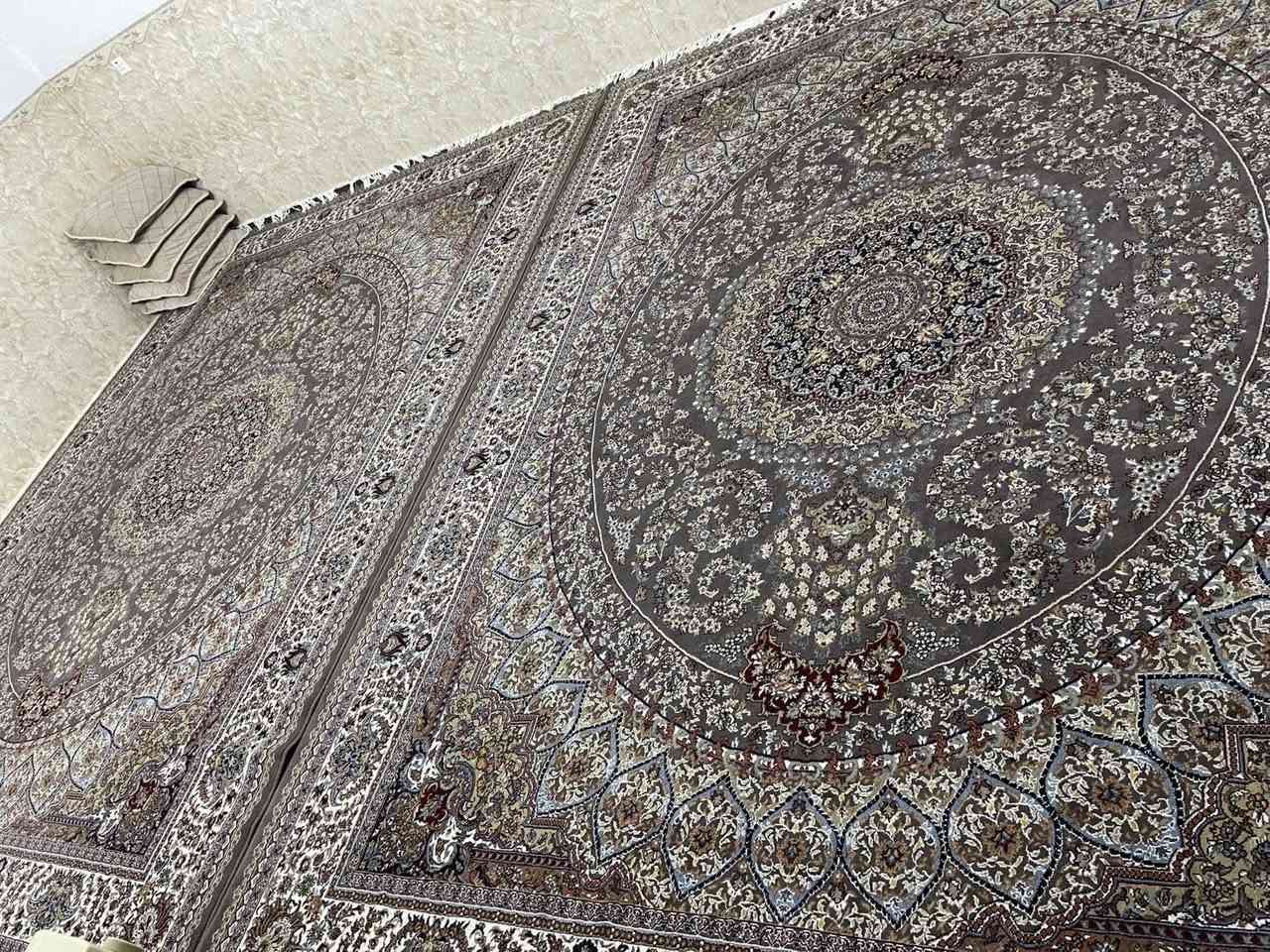 ئەم فەرشانە بۆ فرۆشتن لەکەلار گازینۆ🥰
دوو دانەی سێ بەچوار بۆ ژورێکی ٤بە٦
 ٧٠٠ شانەی ئەسڵ
نرخی ٢٧٠ هەزارو معامەلە
تۆش چیت هەیە بینێرە بۆتەفرۆشم🥰


**إذا كنت صاحب هذا الإعلان وتريد حذفه لأي سبب، رجاءا أرسل رسالة إلى الدعم الفني**