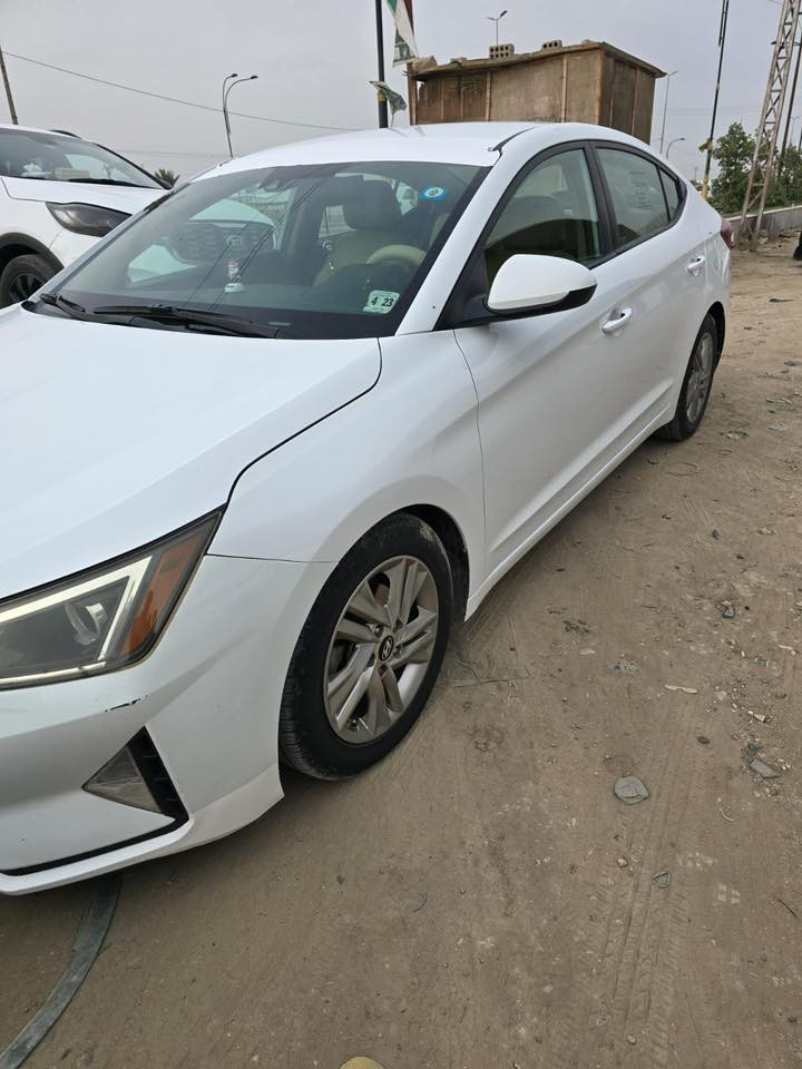 السلام عليكم النتر امريكي موديل 2019 سياره كفاله عامه فقط طخه بل جنطه  وممعدليه نفسه موضحه بصور السعر خاص او اتصال على الرقم  ‭0773 389 8199‬
