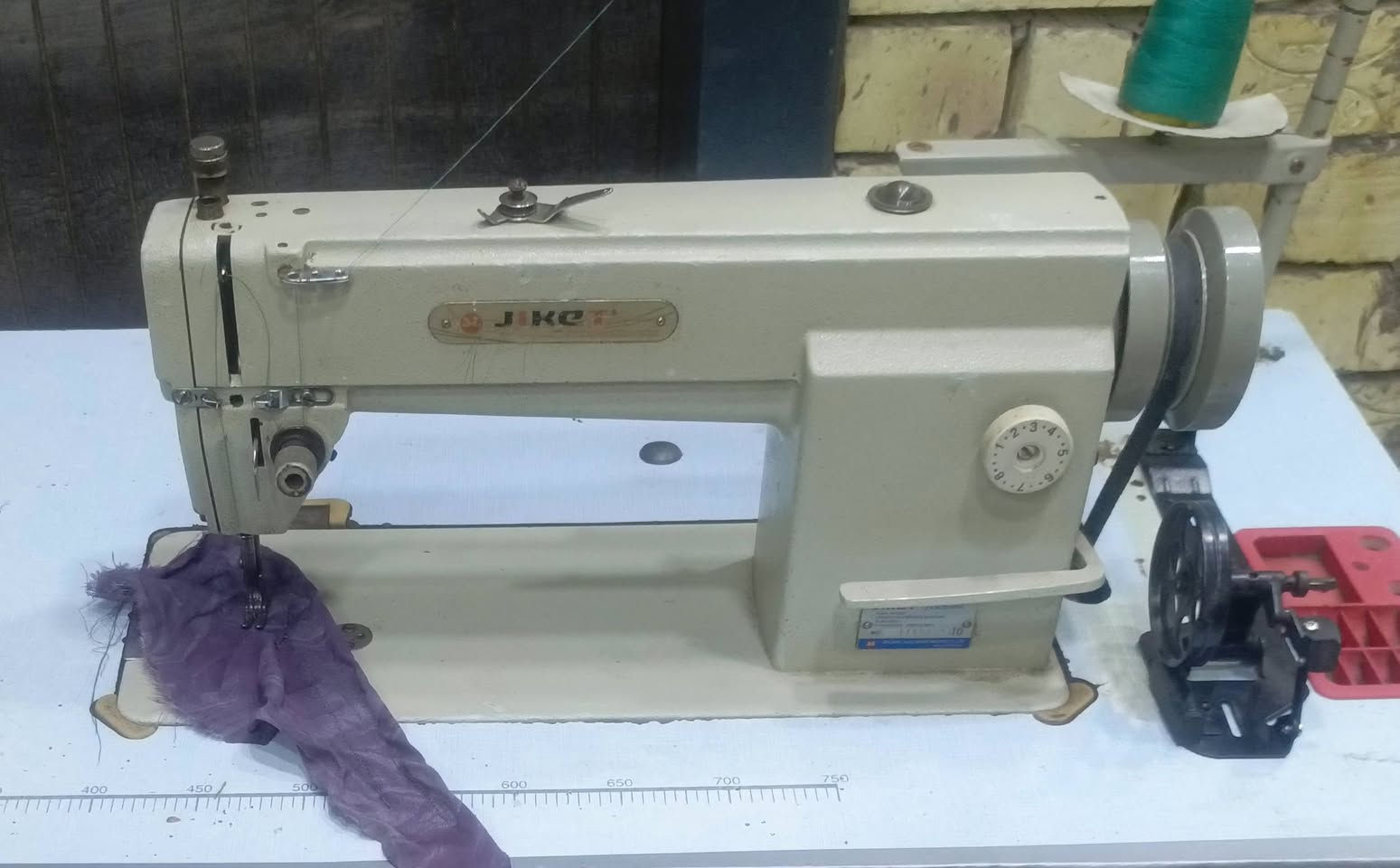 مكينه صناعي جاكيت شغاله.            السعر ١٧٥. مدينه الصدر


**إذا كنت صاحب هذا الإعلان وتريد حذفه لأي سبب، رجاءا أرسل رسالة إلى الدعم الفني**