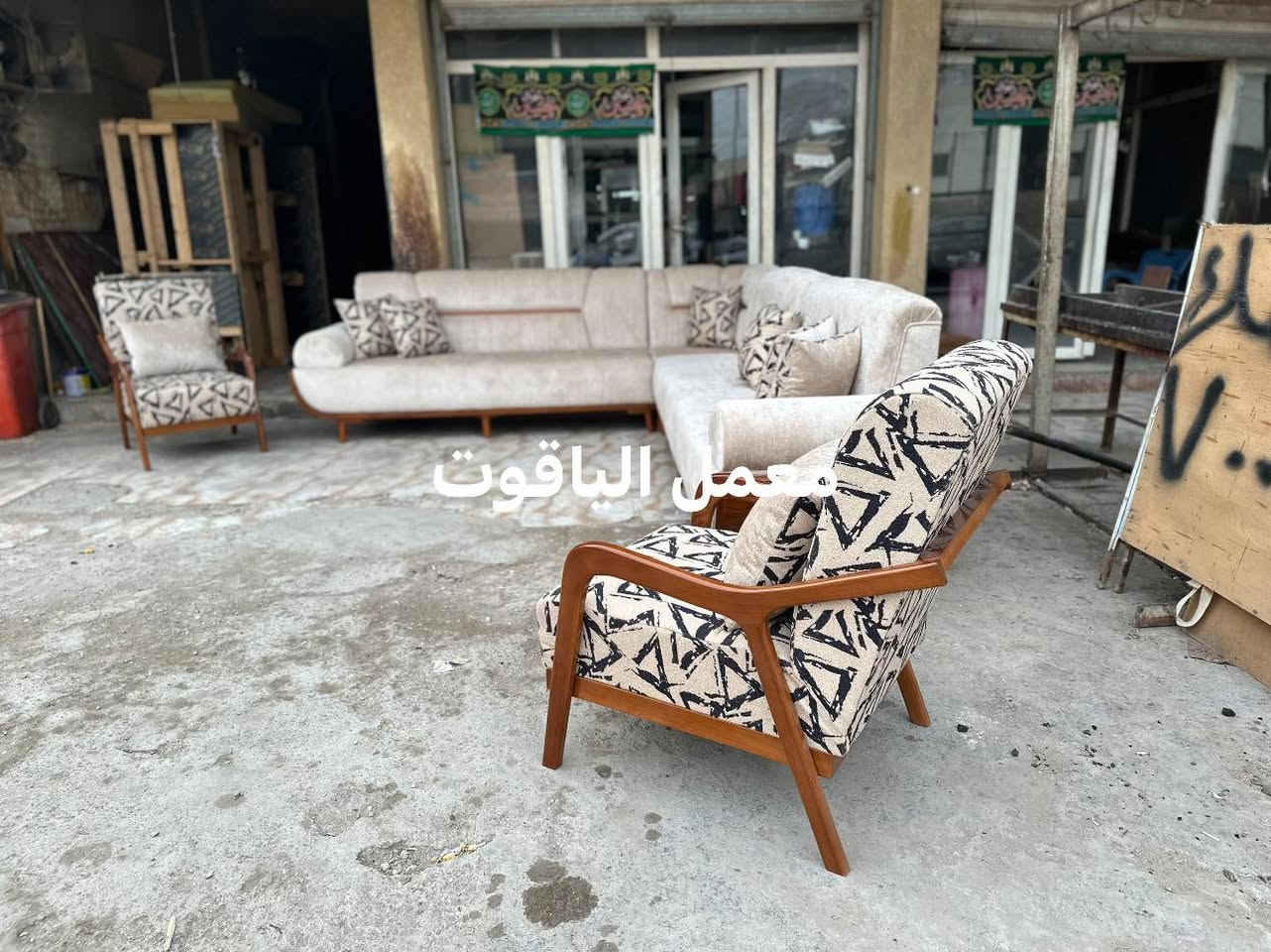 #تخم     من انتاج معمل نجاره ودوشمه الياقوت بعقوبه تقاطع الوثبه قرب شركه اسياسيل سابقا للاستفسار الاتصال على الرقم *********** ويوجد نظام تقسيط المريح على ماستر كارد الرافدين
