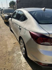 النترا ٢٠١٩ • محرك ٢٠٠٠ • ضربة صندوق