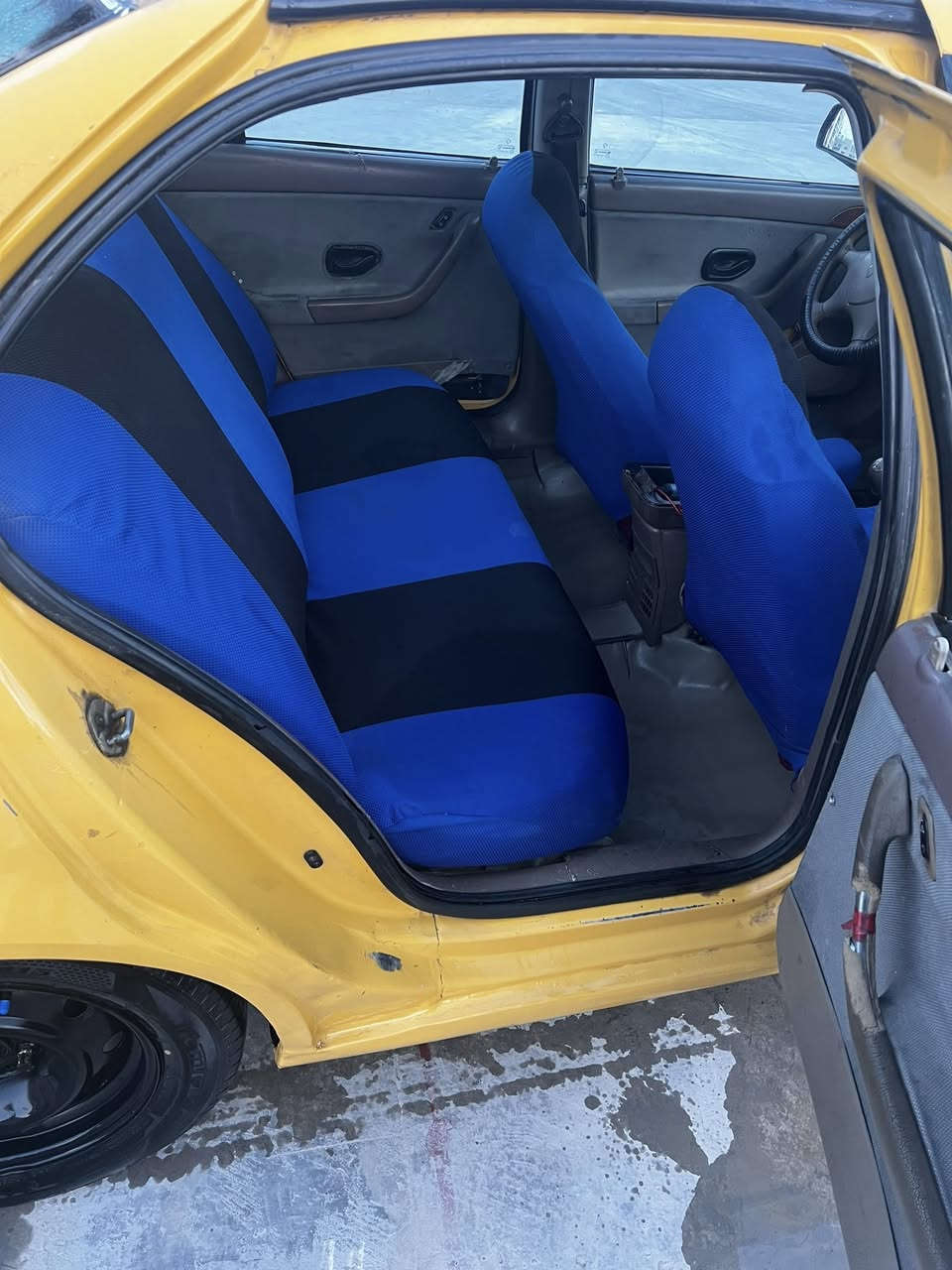 السلام عليكم سمد مديل عشره معمره دوسات وهلالات طير البنيد ومبدل جديد نفس الون السياره مكينه وكير بلجيس تخم تاير جديد ما صاله شهر جواها باتري جديد داينمو هم. جديد تبريد شغال كهربائي كلها شغاله السعر $28 بيه مجمال بصيط*********** مجواجد وتساب وتصال عادي مكان بغداد مجمع ابن فرناس السكني بصف المرور مال التاجياتي والحوليل  ايضن مرور التاجيات
