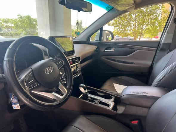 سيارة سنتافي ٢٠١٩ شكل ٢٠٢٠ خليجي ، 
ست سلندر، قوة(٣٥٠٠) 
7 راكب  و تبرید مرکزی 
حساسات كدام و الوراء 
لايتات دبل عدسة و ليد 
 تحديد سرعة 
شحن وايفاي
 بصمة .  
مراءية شفط ترحيب 
فور ويل و دبل اكسل 
جهاز تعقب موقع لسيارة و اطفاء اثناء سرقة خلال برنامج بالموبايل.
 سيارة مكفولة مكينة و كير . 
 صورة سونار موجود  بدون دواخل و ايركبات سليمة مابيه شيء.

لوحة جديدة   سنوية مجدد قبل  شهر  لحد ٢٠٣٠ مجدد . مابيه اي مصرف

رقم تليفون ☎️ 
***********
***********

مكان / بغداد -بغداد الجديدة
