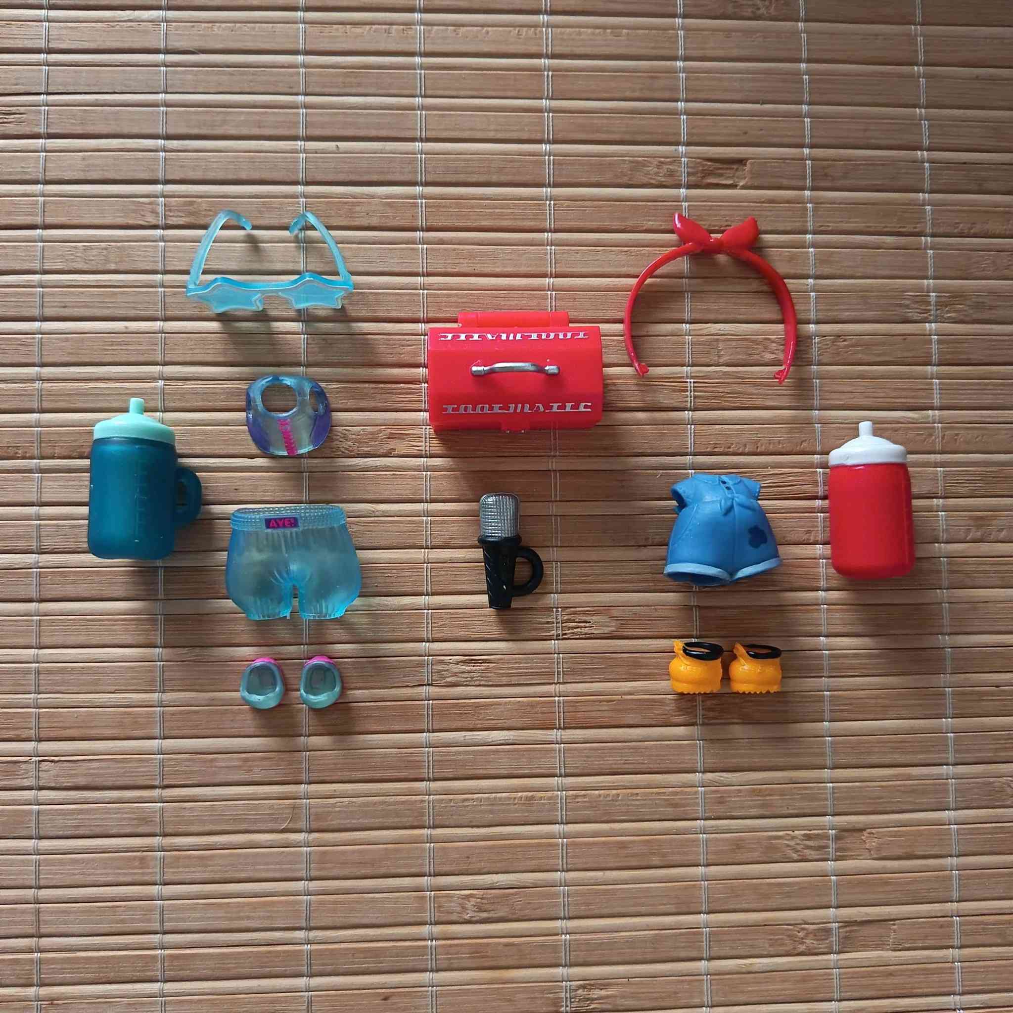 مجموعات ملابس واكسسوارات لول صغار
سعر المجموعة الوحدة ٥ الاف


**إذا كنت صاحب هذا الإعلان وتريد حذفه لأي سبب، رجاءا أرسل رسالة إلى الدعم الفني**