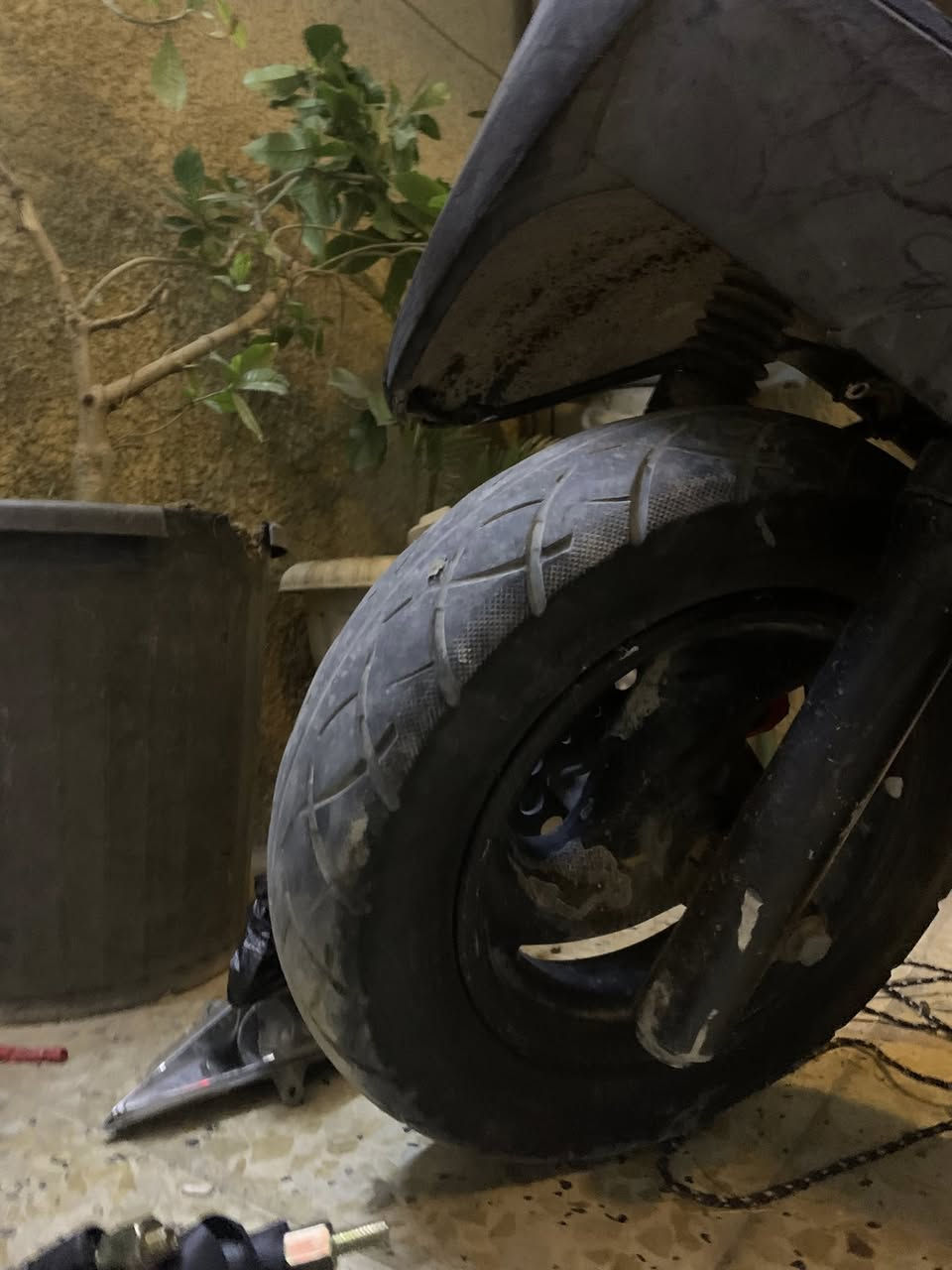 سلام عليكم دراجه ثعلب تفصيخ شتريد موجود وأسعار بلاش مكاني العبيدي رقم ***********

كفرات +سوادات كامله ٧٥ 

دبلات امامي وخلفي بلاد ب٣٥

صالنصه ٣٠ 

فج +عنبار +صونده ب٢٥

كشن بلاد ب٣٠ كامل

كلاص بانزين ب١٥

ملف +بنكه +قبق فلاوين ٢٠ 

عقل وهورن بلاد ١٥

فاكيوم+كابريتر تجاري ب٢٠ 

ذيل +بكليات خلفي لد ٢٥

ضفيره +كتف شحن ٢٠ 

ويل عدد ٢هنا وتاراتهن ب٣٠ 

جوزه بلاد ١٥ 

شوته ٥

اشاير تخم صفاح ب٢٥ 

دشبول كامل ب٣٠ 

مجمع دكم كامل ب١٥ 

ستان صفح ب٥ 

صينيه ب٥ 

قمجيات بانزين وبريك ب٥ 

تانكي بانزين ب٣٠ 

شاصي ب٦٠ 

كلجات امامي وخلفي ب٣٠ 

قبق هندر هوه والهندر والبراغي ب١٠ 

ستان تعليك ب٥ 

طابوقه محرك بس كور مبدل ب٧٠
