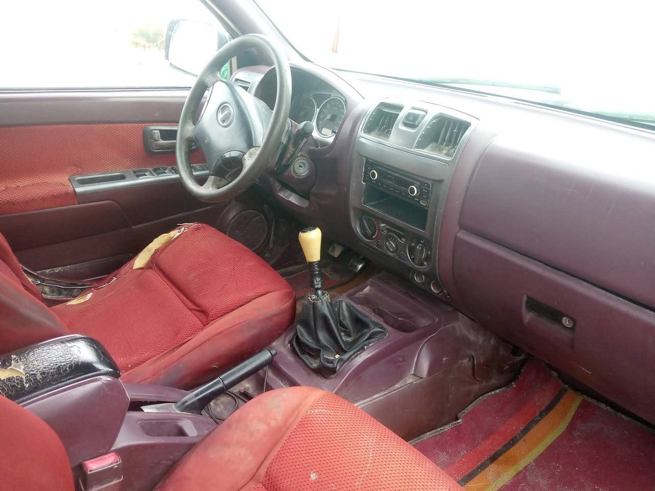 للبيع أو مراوس كريت ويل موديل ٢٠١٣ رقم  انكليزي المكان السماوة - الهلال  السعر ٤٥ مراوس اراوس بسيارة صالون حتى فرق انطي مكلف بالنشر غير متواجد عل فيس رقم الهاتف ***********
