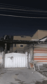 سلام عليكم عندي قمريه للبيع 5×3 مكاني بغداد جديده الغدير ***********
