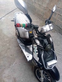 لبيع 07505939314