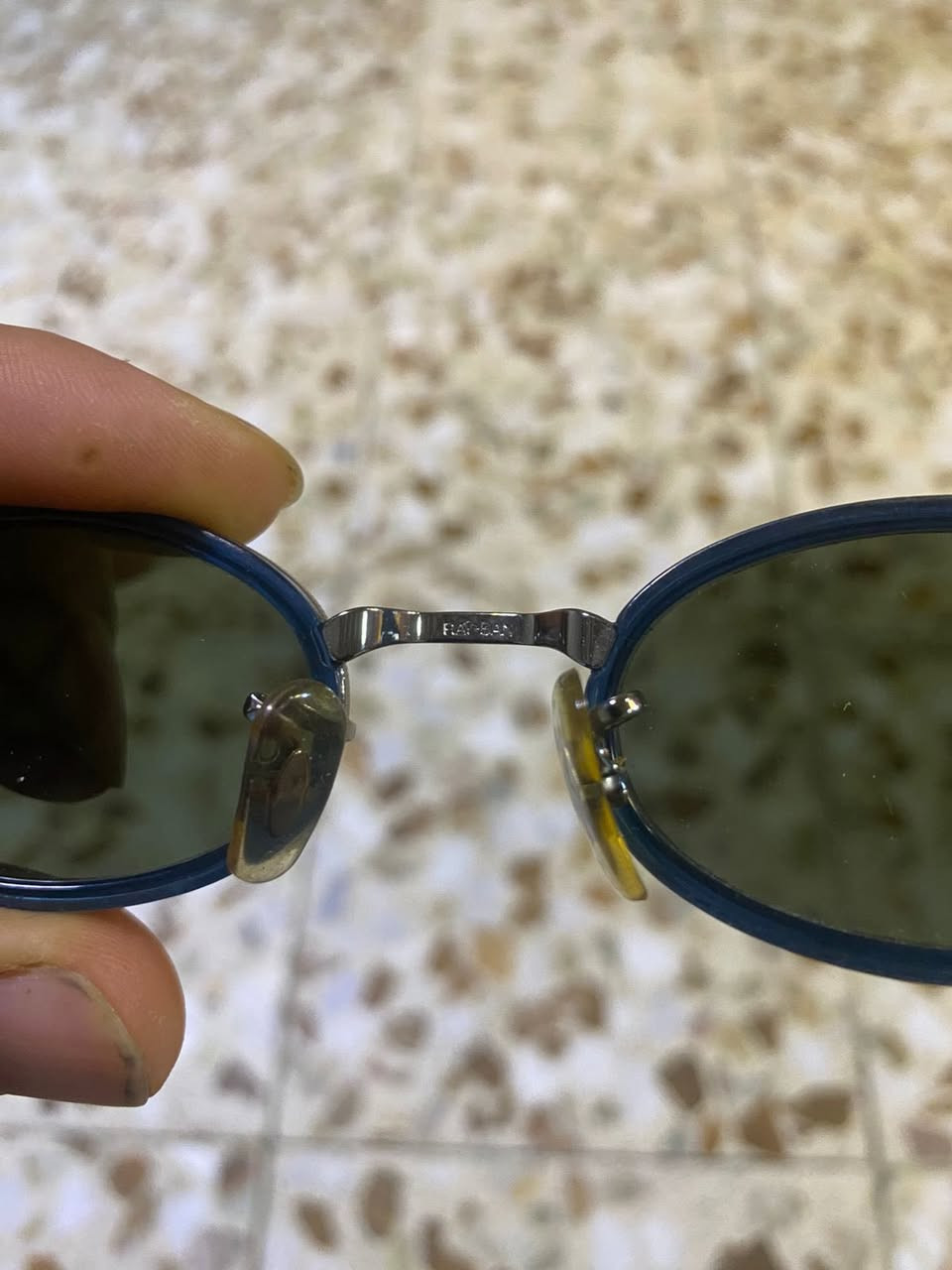 نضاره فول مواصفات
نضاره رايبان مميزه وين عشاق التمييز

اعلى سعر ابيع


**إذا كنت صاحب هذا الإعلان وتريد حذفه لأي سبب، رجاءا أرسل رسالة إلى الدعم الفني**