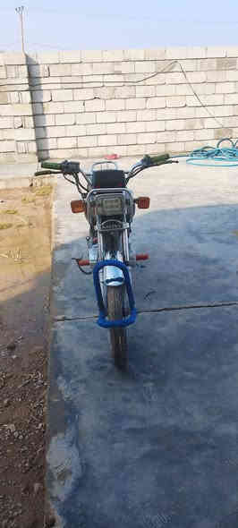 دراجه سيفان موديل 20دراجة فول نضافه شلعة معدل خير من الله كهرباءيات كلهة شغاله دراجة مبيهة اي نقص صلنصة رياضي امريات وياهة مكينة علبلاد ما مبدل بيهة شي بس عينة مبدللهة سعر 500وبيهة مجال قليل لشراي يتصل***********مكان ديالى حمرين
