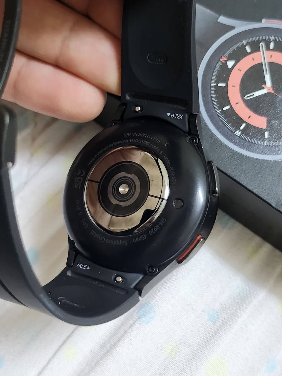 galaxy watch 5 pro 45mm
ساعة جالاكسي 5 برو نظيفة 99% بدون أي تلف بدون خدوش بحالة جيدة تأتي مع العلبة الأصلية والشاحن 150 ألف دينار مقفلة التوصيل متاح


**إذا كنت صاحب هذا الإعلان وتريد حذفه لأي سبب، رجاءا أرسل رسالة إلى الدعم الفني**
