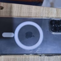 ايفون 11 برو ماكس • ما بيه شي • بدون شاحن
