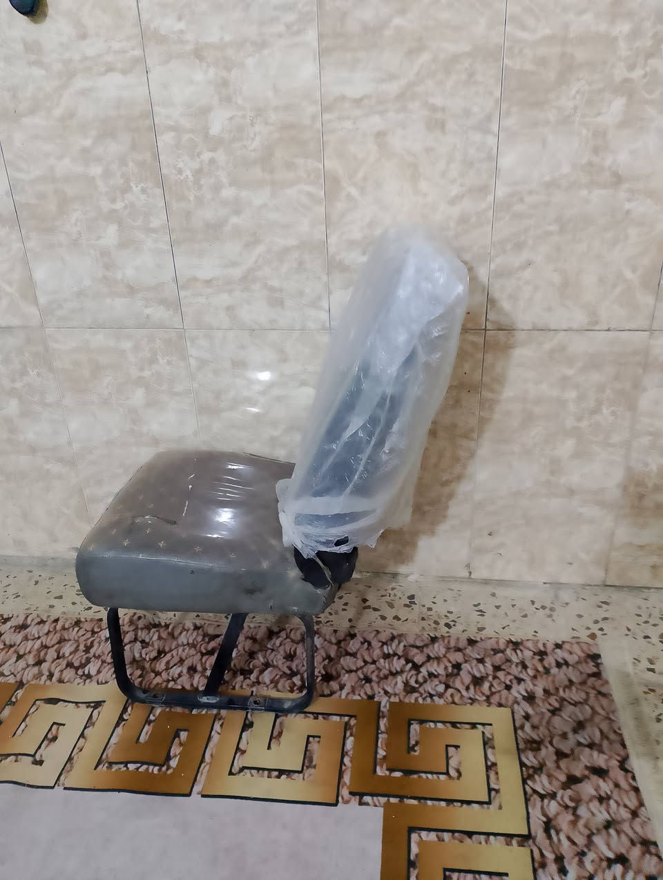 السلام عليكم كشن نيسان بلادي للبيع سعره 100 #***********
