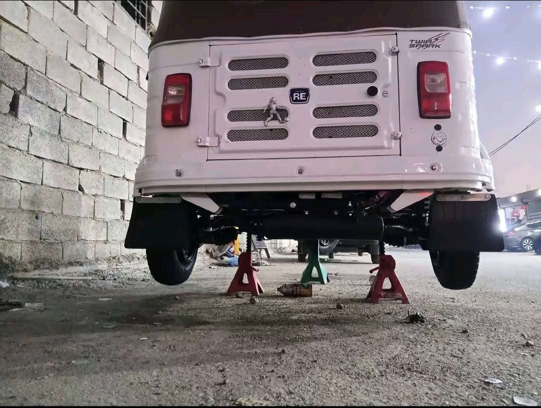 سلام عليكم تكتك للبيع
موديل2020شهر11 يوم28
رقم وسنويه تحويل ثاني يوم
كفاله عامه كشر ومكينه وكير وكسل 
تراي زيرو بمعه كلمه وين ميعجبك شغل وطلع 
مكينه برغي مامفتوح شرط 
مكاني بغداد السعر5750وبيهه مجال
الاستفسار ***********
