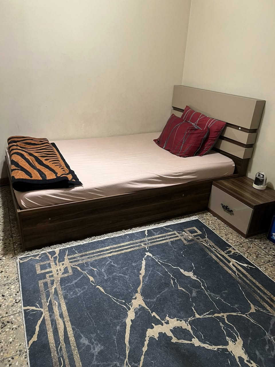 غرف نوم تركي كلمن وسعره.


**إذا كنت صاحب هذا الإعلان وتريد حذفه لأي سبب، رجاءا أرسل رسالة إلى الدعم الفني**