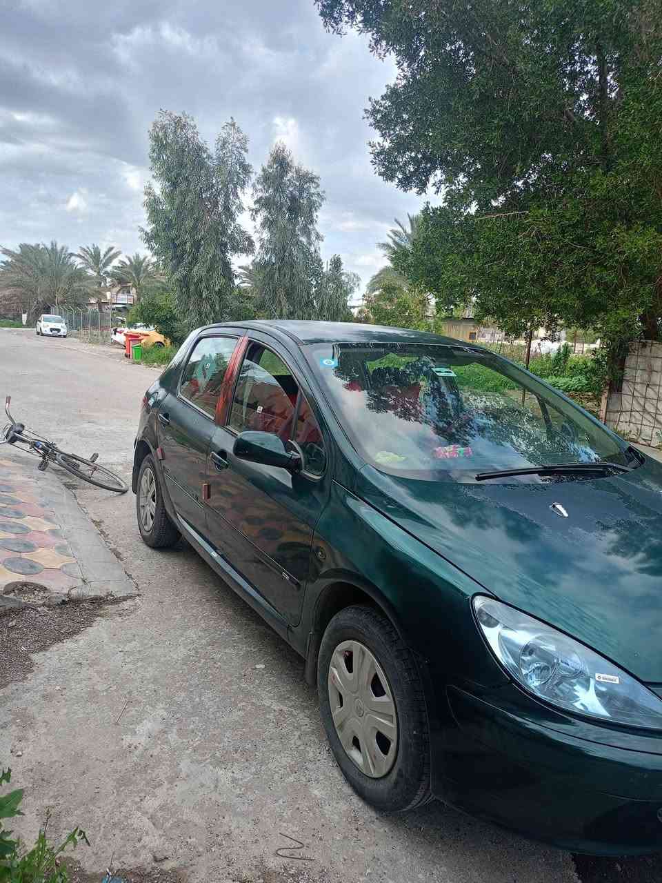 السلام عليكم بيجو 307 رقم بغداد سنويه لغايه شهر2028/12تبريد ثلج مكينه بيه صرف بيه رشات صبغ ابيع حزام السعر40 وبيه مجال مكان السياره ديالى بعقوبه  ***********
