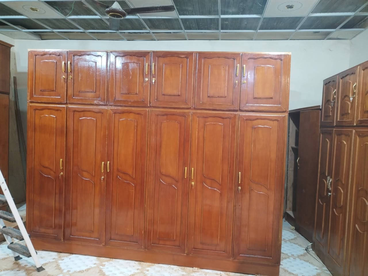 للبيع المكان بروانه حي الشرطه قرب مول فراس تفاصيل واتساب
***********
