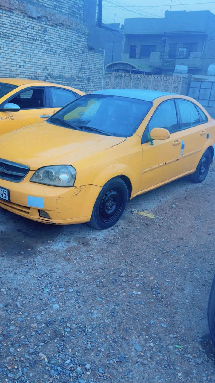 سلام عليكم للبيع سيارة وبترة ٢٠٠٧ سيارة جاهزة من كلشي مصفرة هيئة وغرامات وبيهة هزة جديدة سعر 41وبيهة مجال او مراوس حسب لقناعة *********** رقمهة ميسان نكليزي
