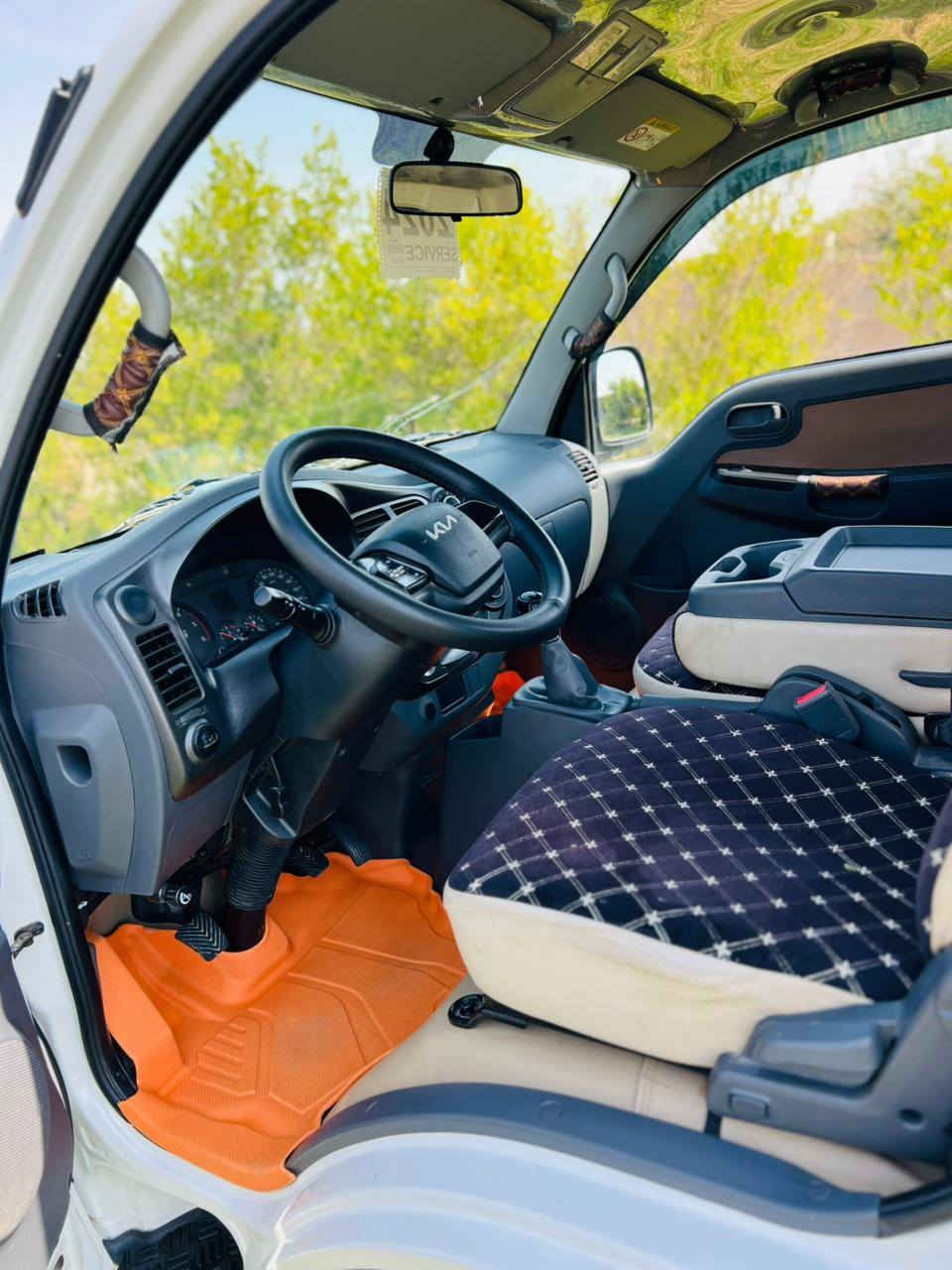 السلام عليكم بيع مستعجل

كيا بنكو 2024 للبيع ✅ مكفولة عام فولل 

رقم بغداد نكليزي 

#ماشية40 ألف km

مكفوله كفاله عامه  نضافه100٪؜✔️

لاضربه ولا صبغ ولا بارد ولا شخوط ولا رصعات 

#مكينه 2700 مفتوح مكينه وكير على وضع الشركه غلاف جديد 

كهربائيات كله شغاله سياره جاهزه من كل شي 

تخم تاير جديد + سبير الشركه مانازل☑️

تبريد + تدفئه فولل ✅

السعر:(159)$ وبيه مجال لل الشراي ووالطيبين

العنوان: بابل على الدولي يم جسر الشوملي 

رقم الهاتف والاستفسار: ***********
